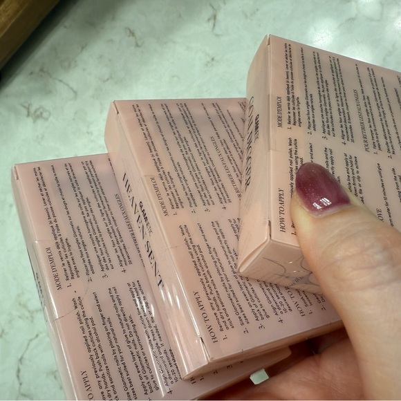 Glamnetic Press On Nails - Goal Digger, Heaven Sent, Vibin’ - Picture 7 of 8